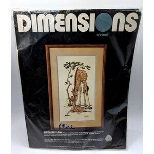 Dimensions #1271 Motherly Love Giraffes Crewel Embroidery Kit Linda Powell 1984